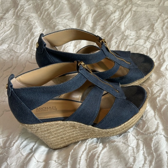 Michael Kors wedge - Picture 2 of 4